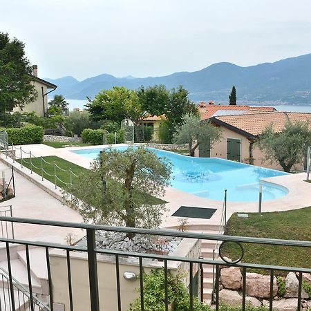 Residenza Alle Torri With Pool Apartment Torri Del Benaco Exterior photo